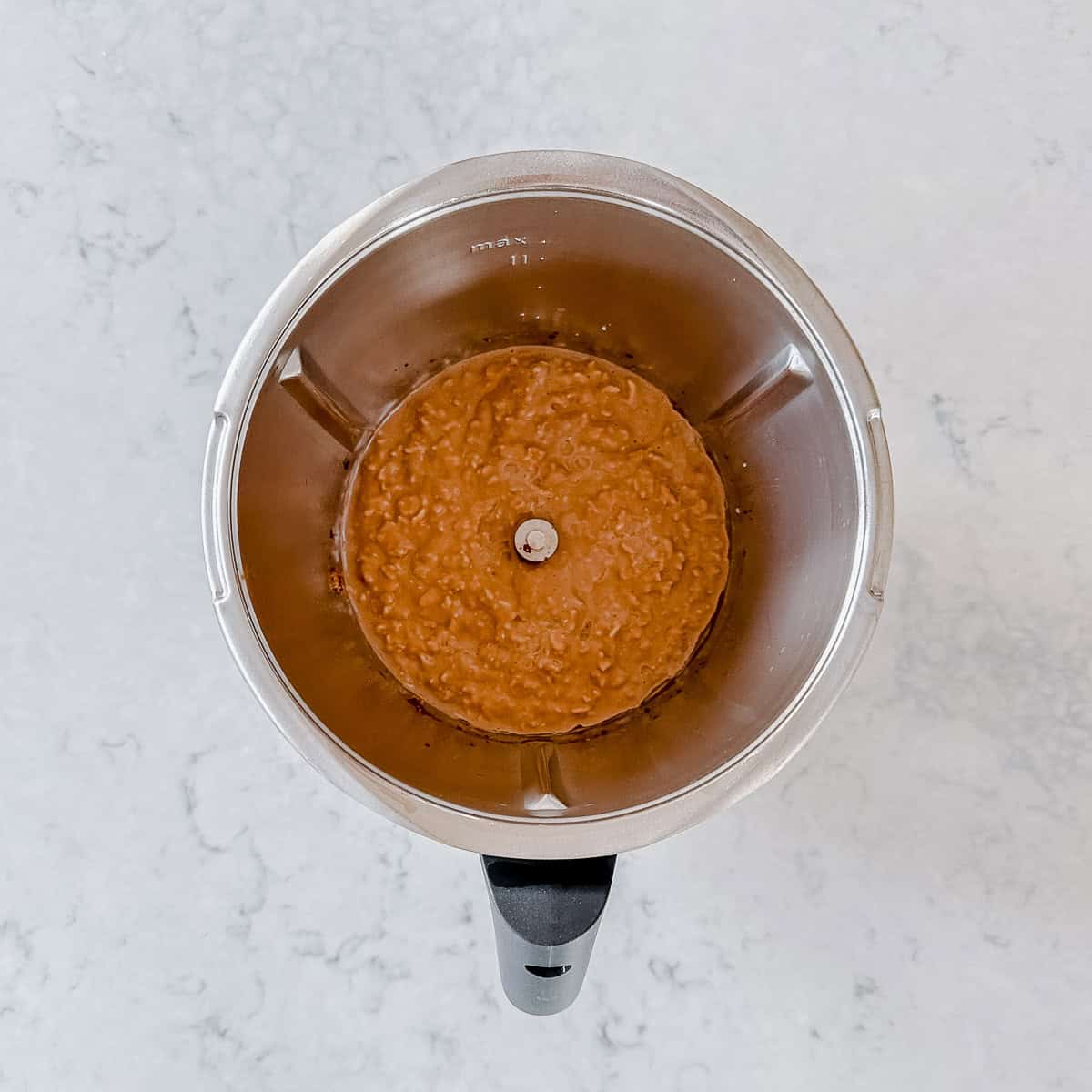 Choc porridge in the Thermomix.