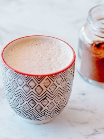 homemade chai spice latte