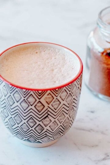homemade chai spice latte